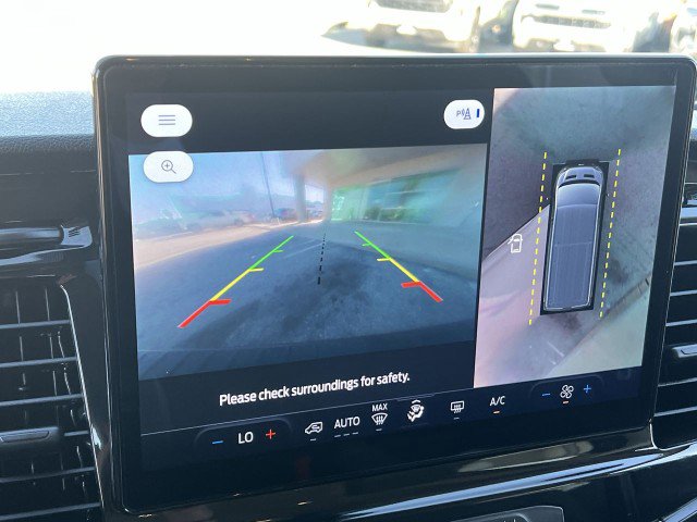 Used 2023 Ford Transit 350 XLT image 15