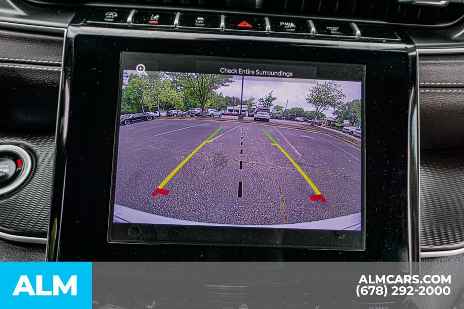 Used 2025 Jeep Grand Cherokee Altitude AWD/4WD image 35