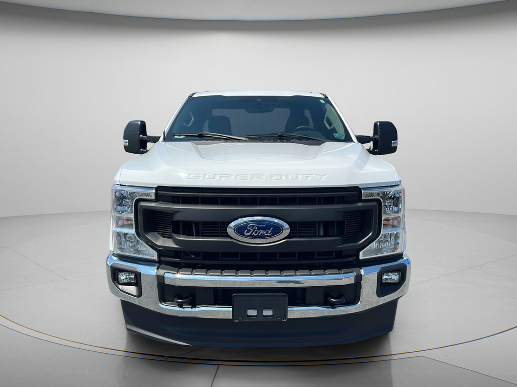 Used 2022 Ford F250 XL w/ Power Equipment Group AWD/4WD image 2