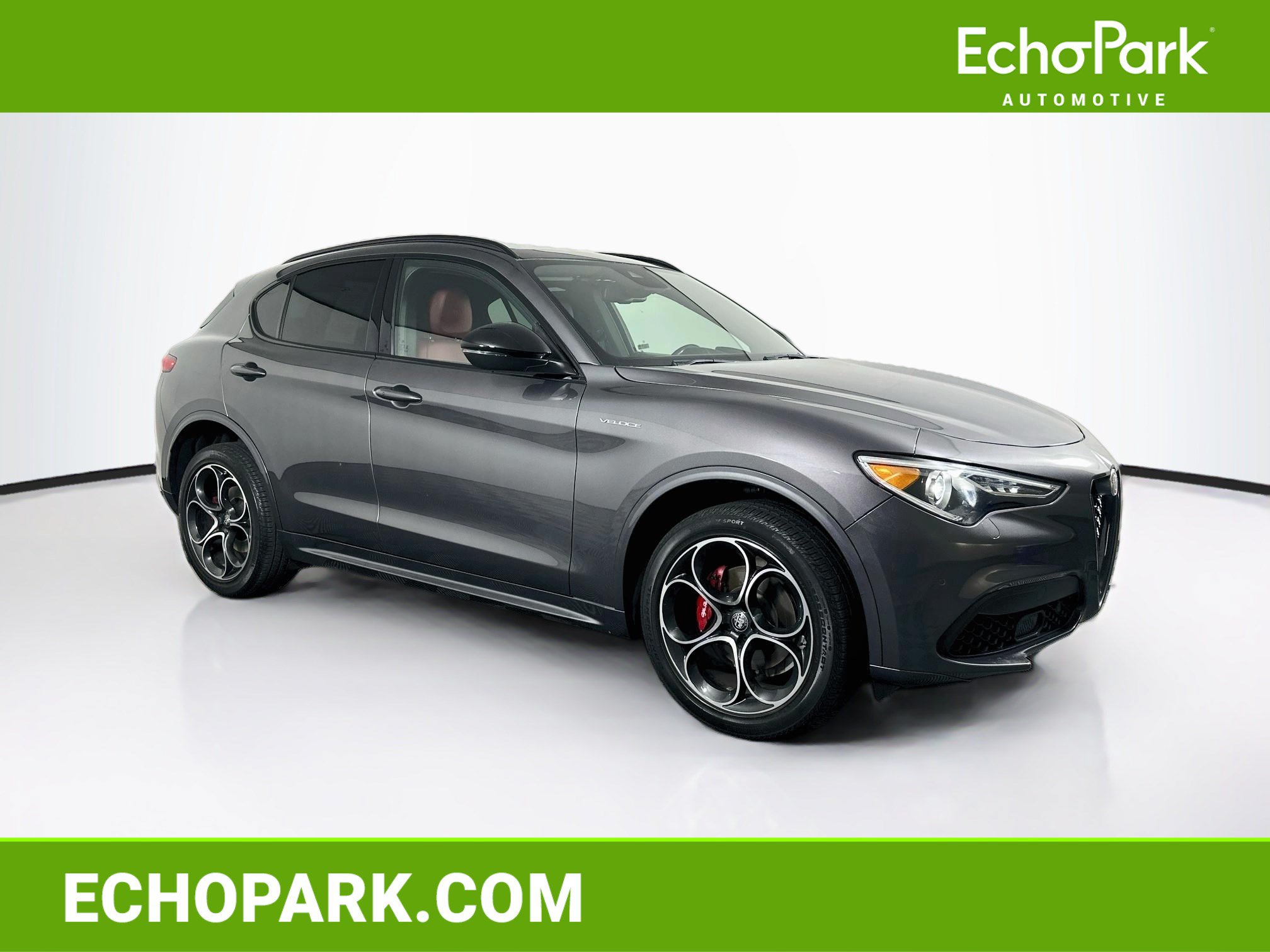 Used 2023 Alfa Romeo Stelvio Veloce AWD/4WD image 1
