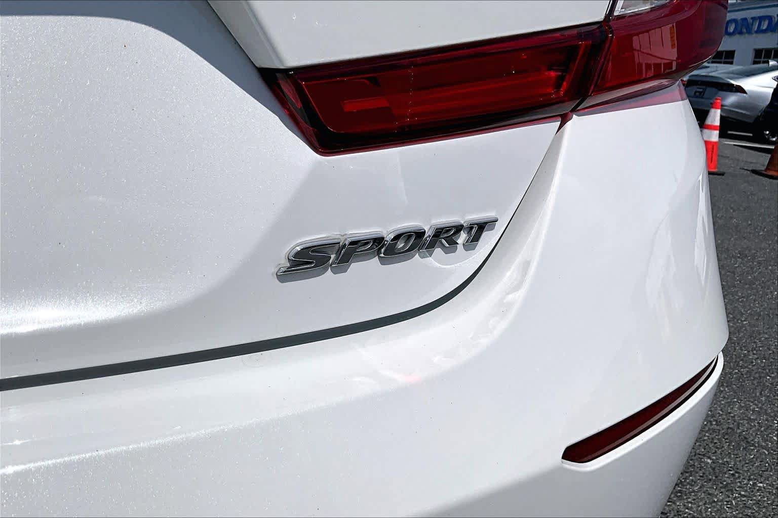 Used 2019 Honda Accord Sport image 10