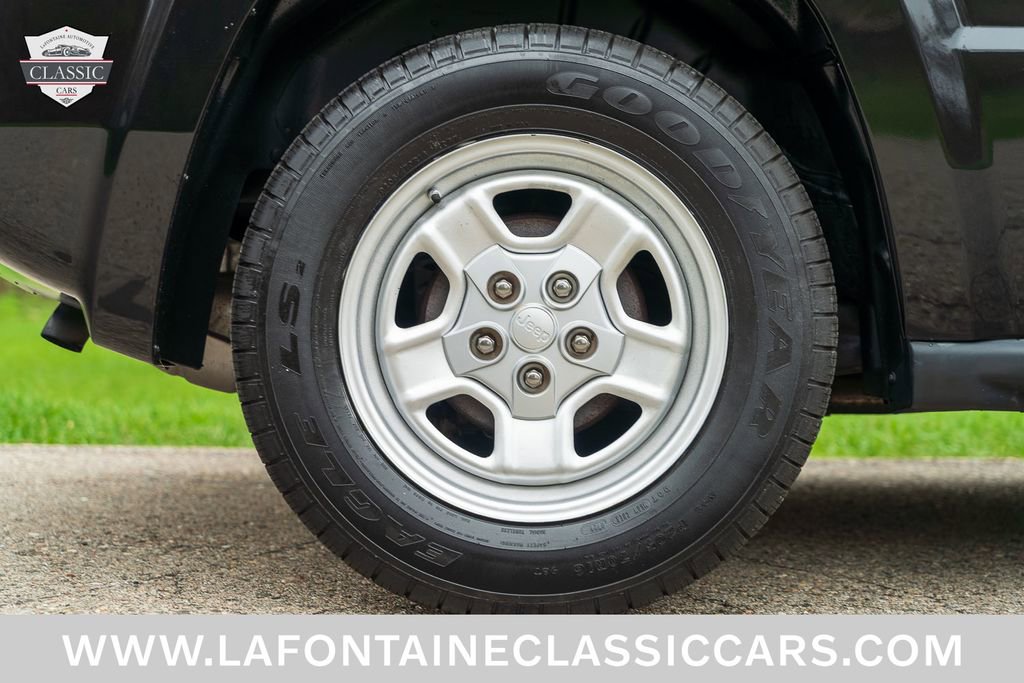 Used 2009 Jeep Patriot Sport image 17