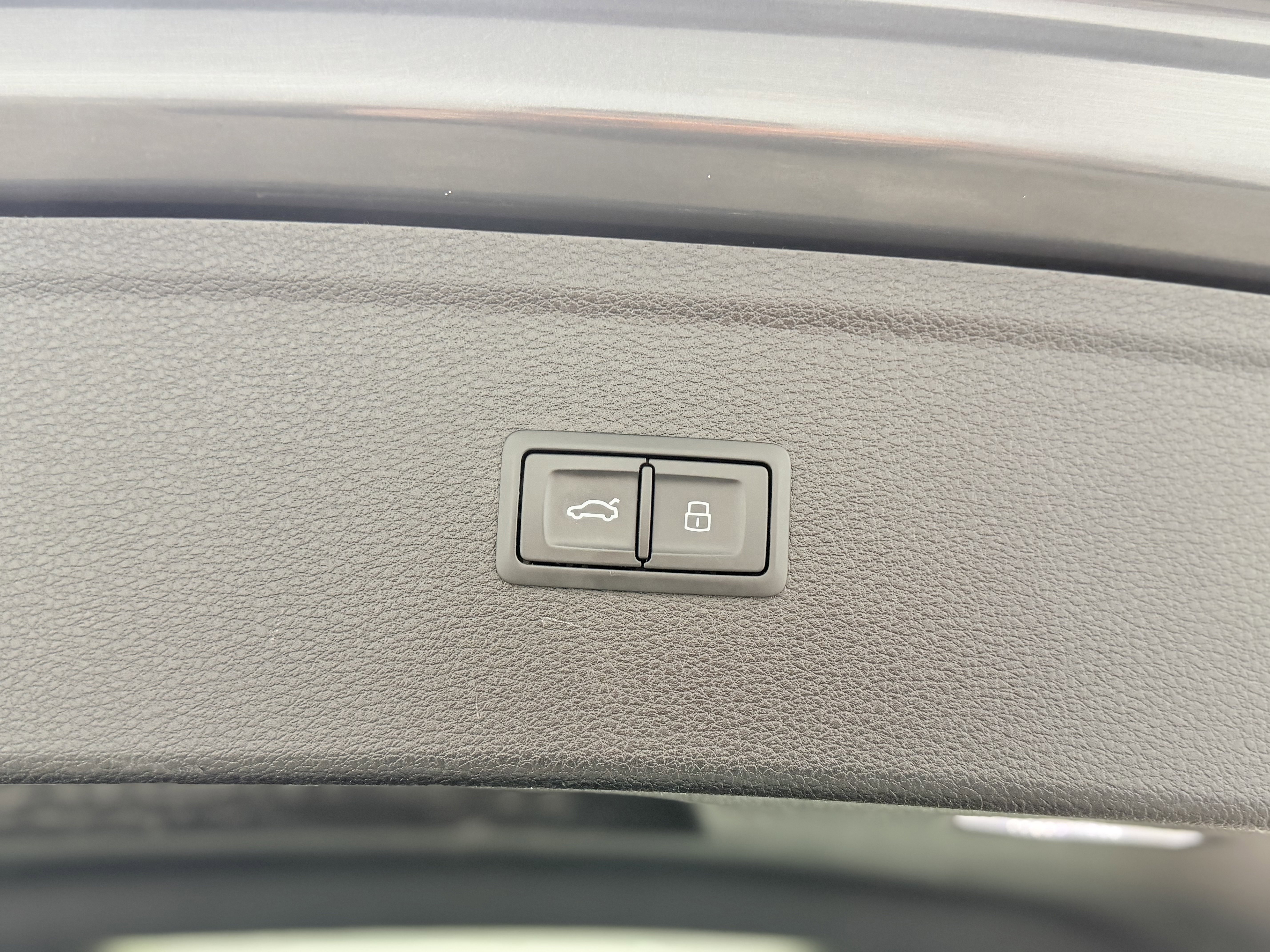 Used 2019 Audi Q5 2.0T Premium Plus w/ Premium Plus Package image 11