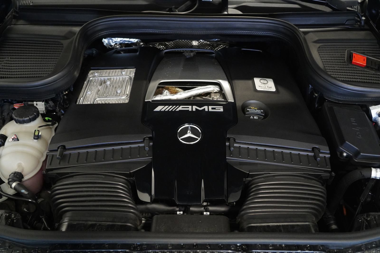 Certified 2023 Mercedes-Benz GLS 63 AMG 4MATIC image 31