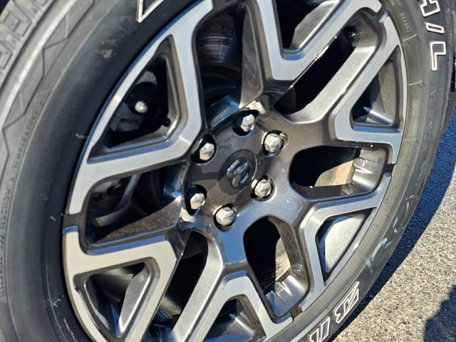 Used 2025 RAM 1500 Laramie w/ Sport Appearance Package AWD/4WD image 7