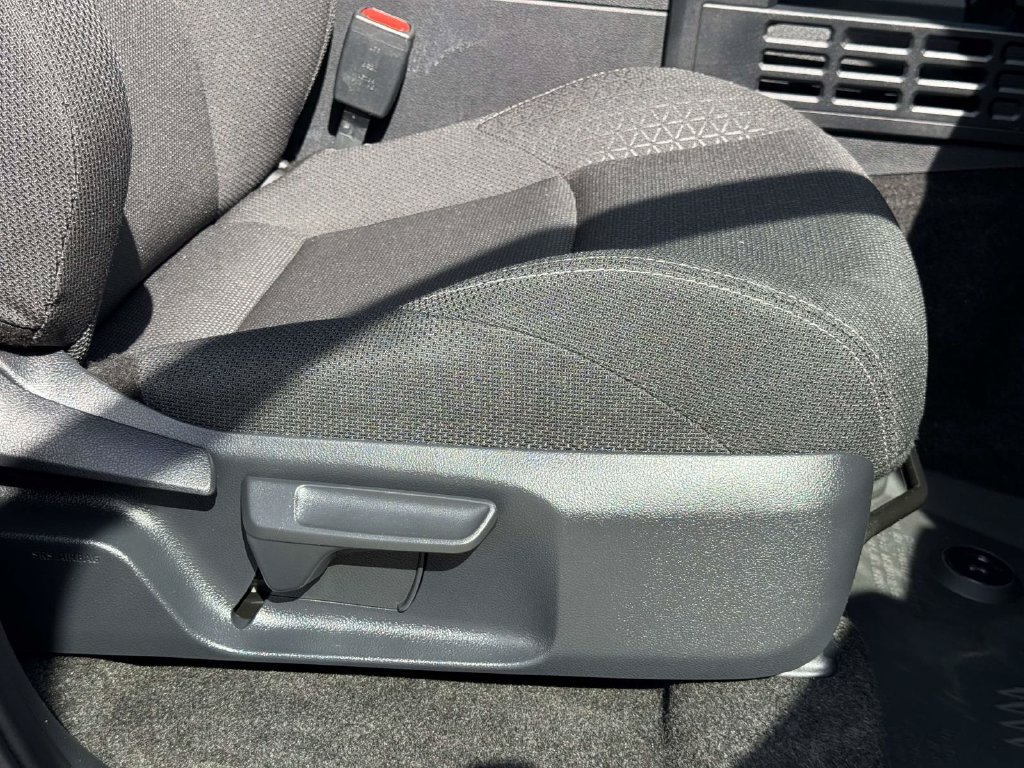 Certified 2025 Toyota 4Runner SR5 AWD/4WD image 13