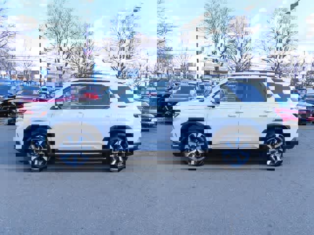 Certified 2023 Honda Pilot Touring image 3