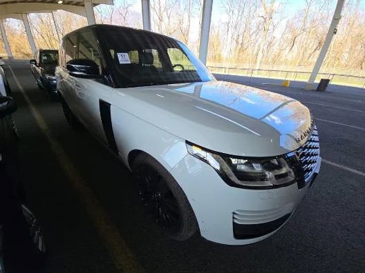 Used 2019 Land Rover Range Rover HSE AWD/4WD image 3