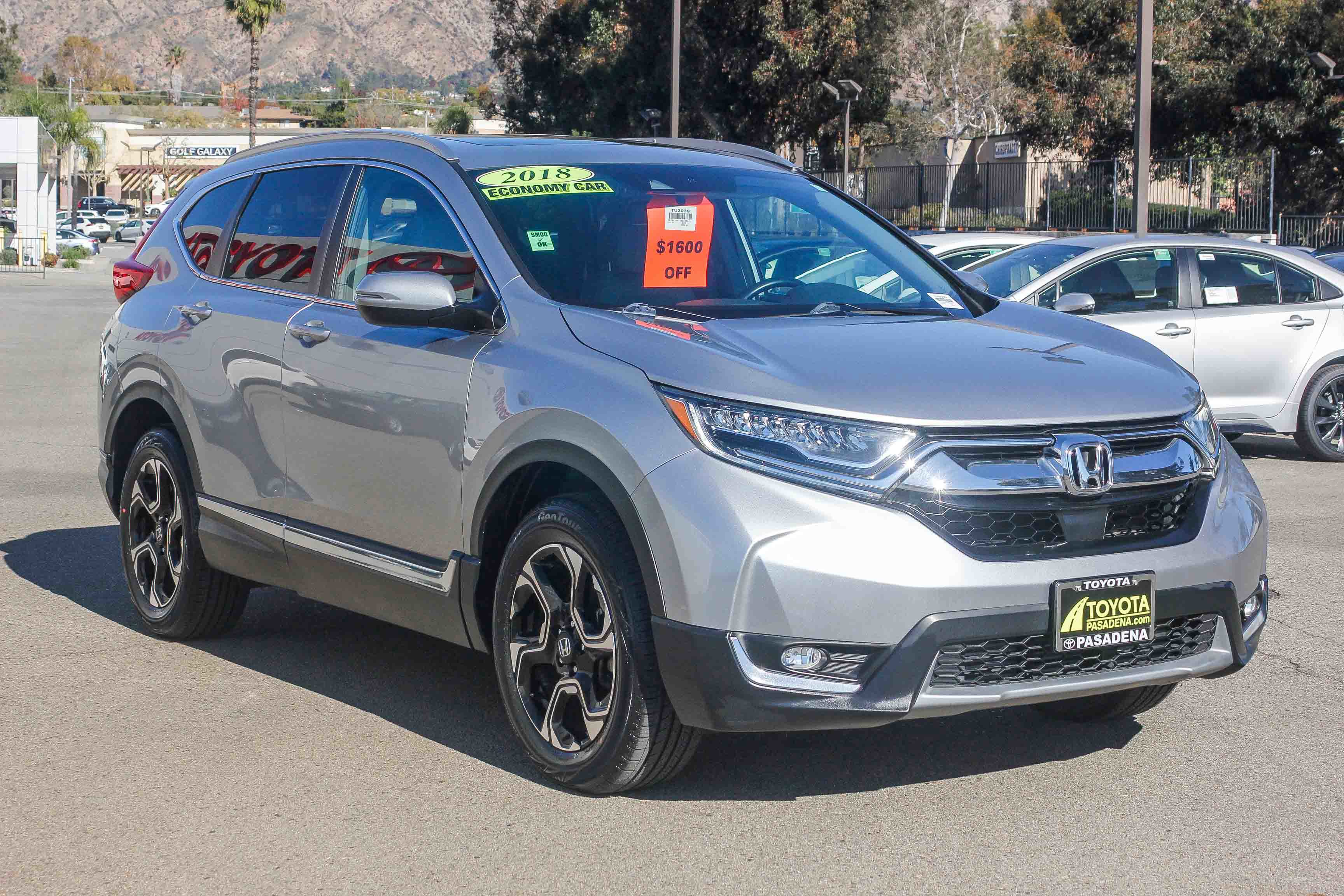 Used 2018 Honda CR-V Touring image 3