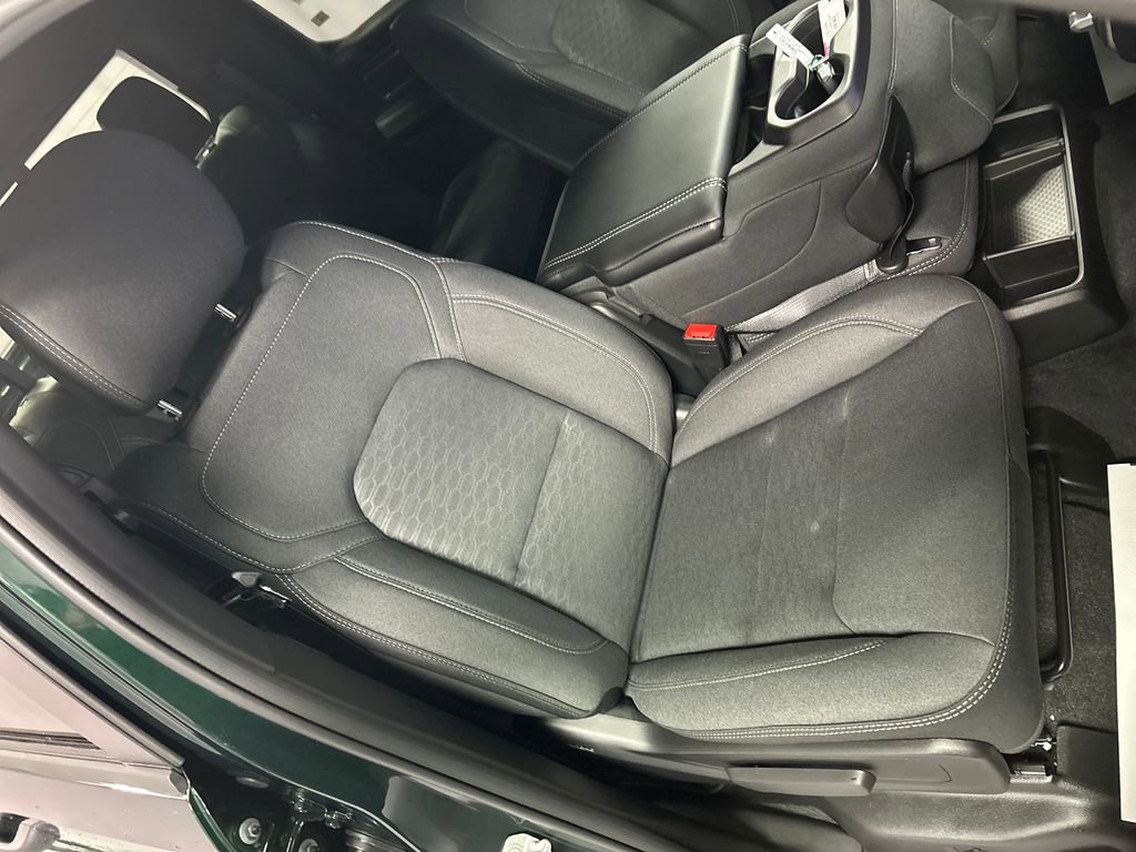 New 2026 RAM 1500 4x4 Crew Cab image 23