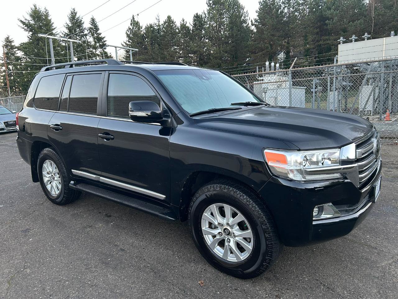Used 2016 Toyota Land Cruiser AWD/4WD image 3