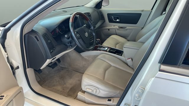 Used 2005 Cadillac SRX w/ Preferred Equipment Group AWD/4WD image 7