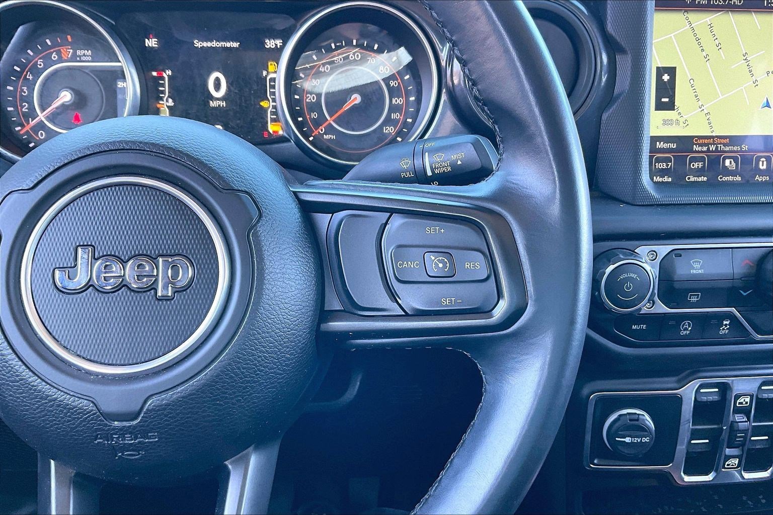 Certified 2022 Jeep Gladiator Sport image 17