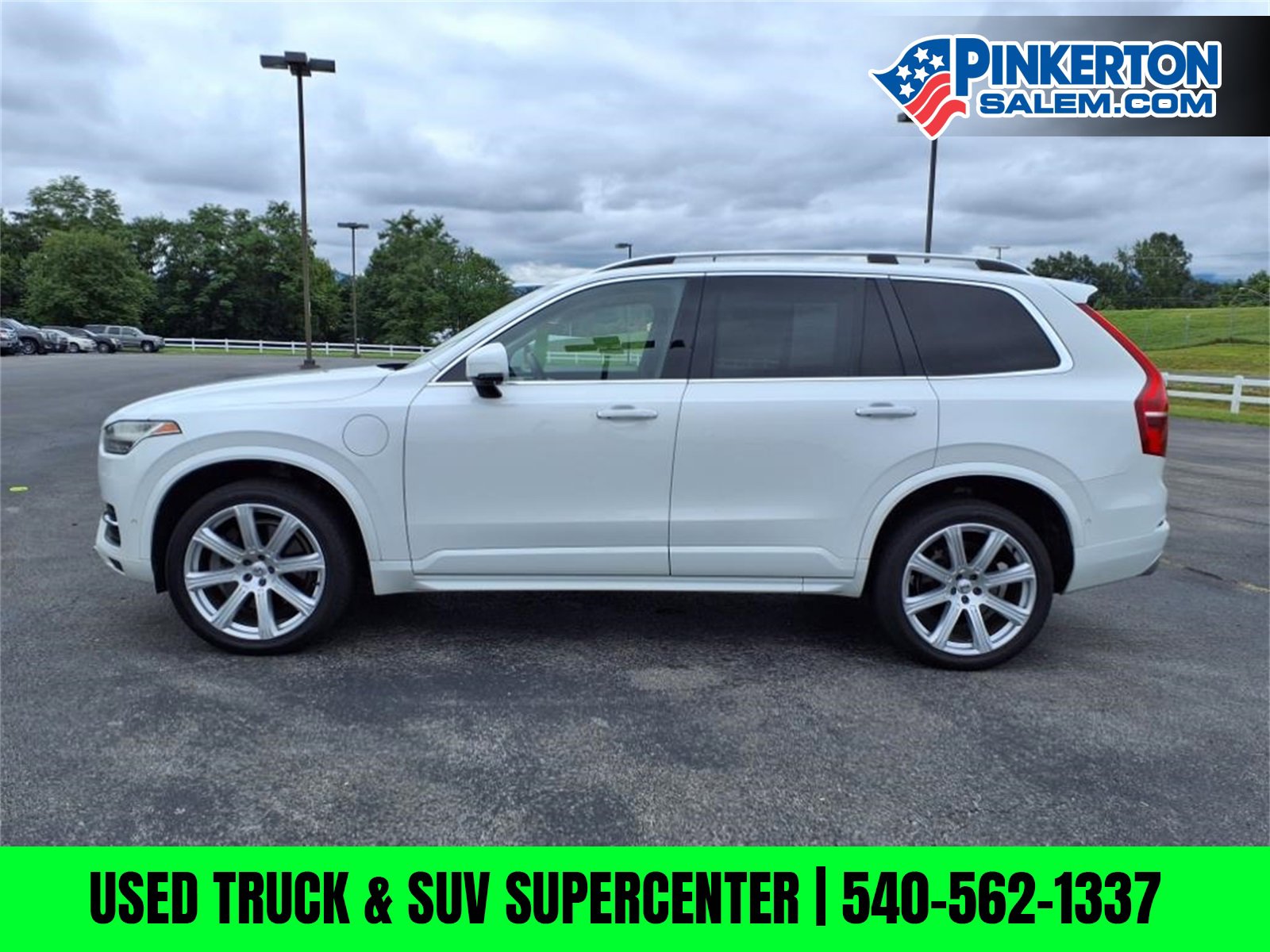 Used 2016 Volvo XC90 T8 Momentum image 7