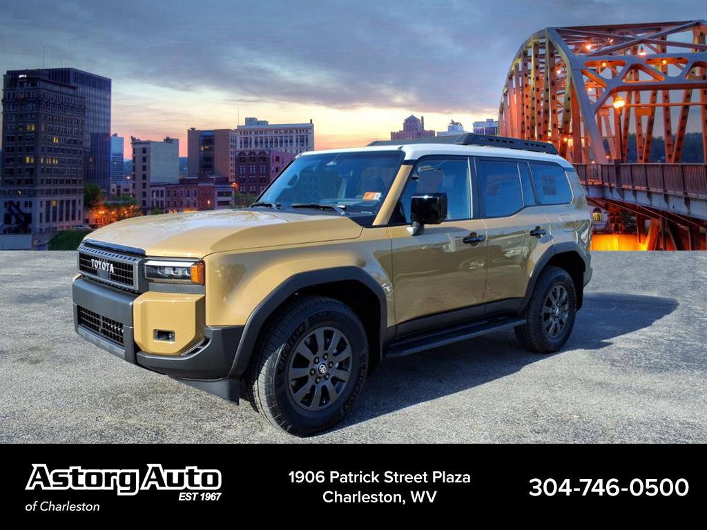 Used 2025 Toyota Land Cruiser image 7