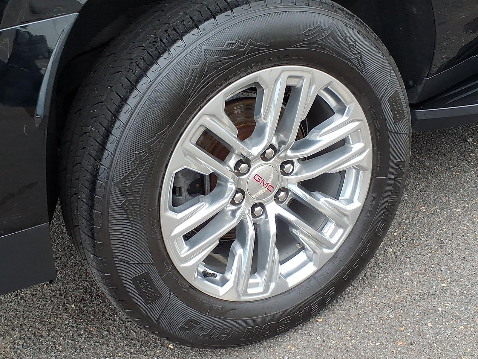 Certified 2021 GMC Yukon XL SLT AWD/4WD image 7