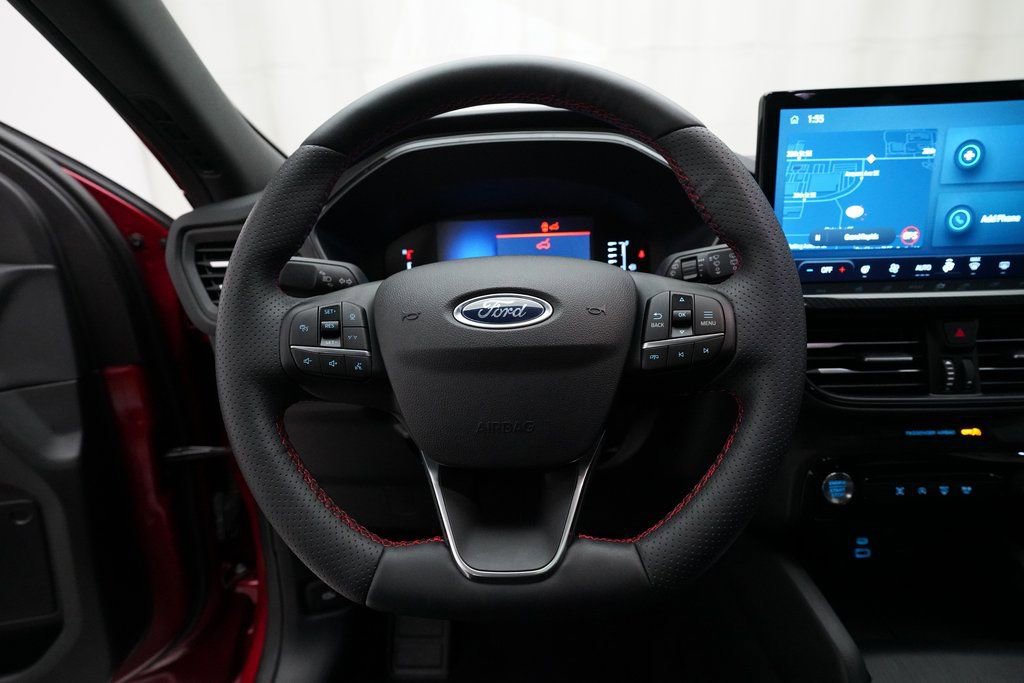 Used 2023 Ford Escape ST-Line w/ Tech Pack #1 image 4