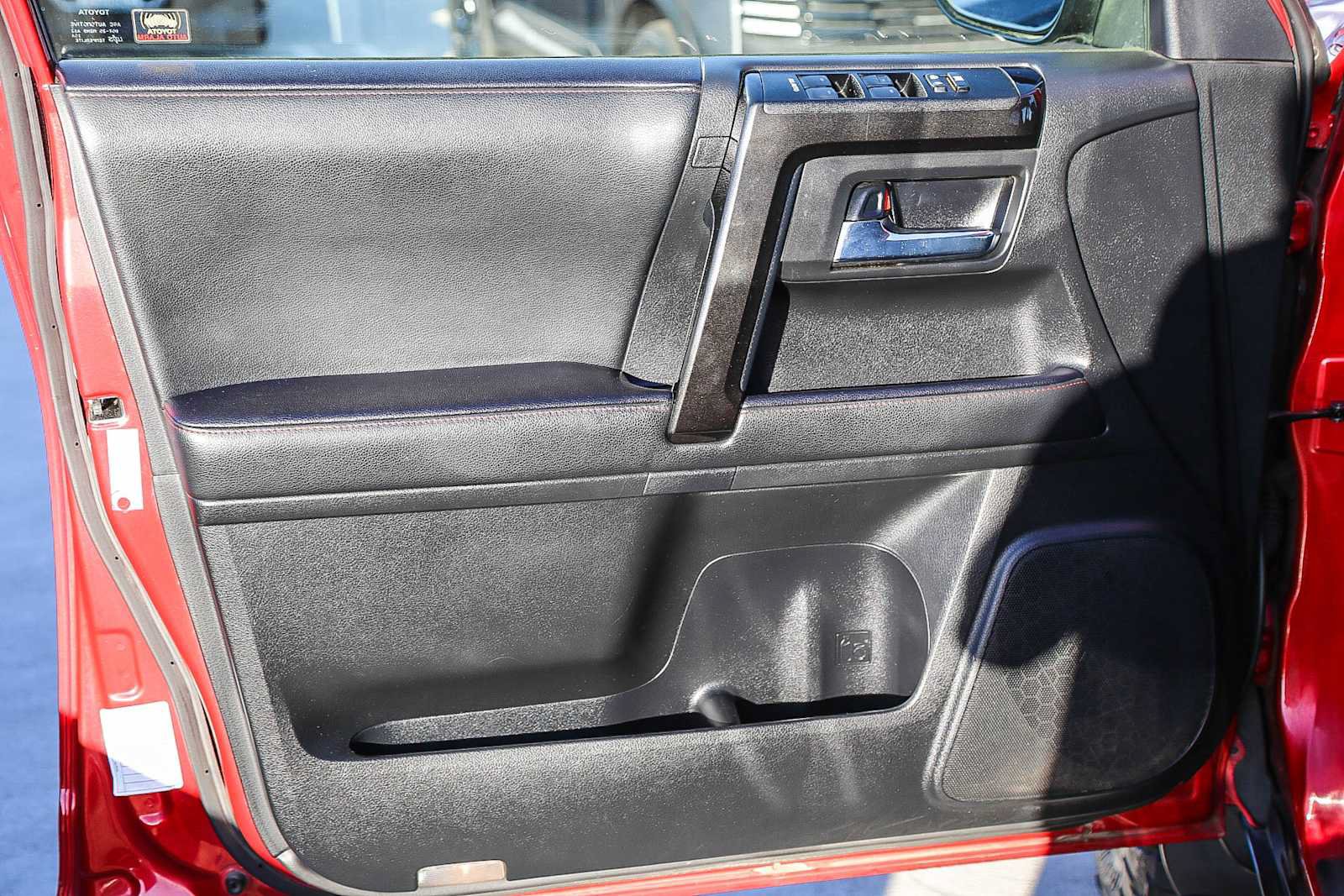 Used 2020 Toyota 4Runner TRD Off-Road AWD/4WD image 20