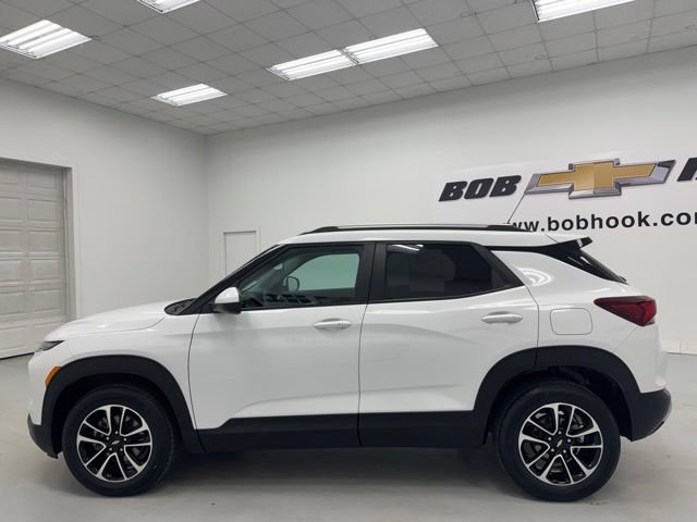 Used 2025 Chevrolet TrailBlazer LT AWD/4WD image 8