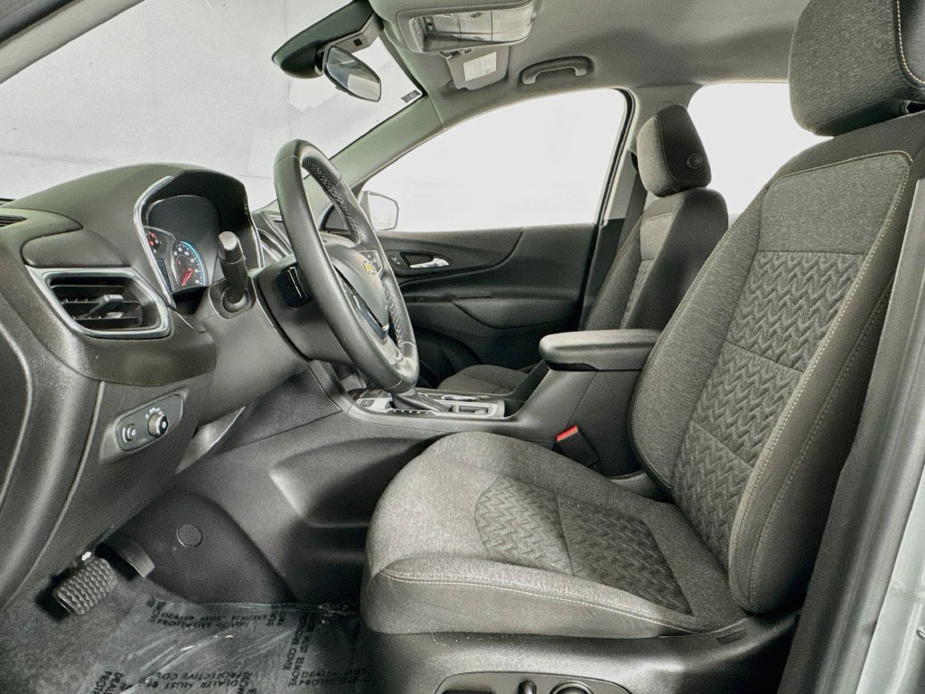 Used 2023 Chevrolet Equinox LT w/ Driver Convenience Package AWD/4WD image 10