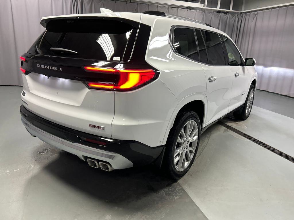 New 2026 GMC Acadia Denali w/ Super Cruise Package image 7