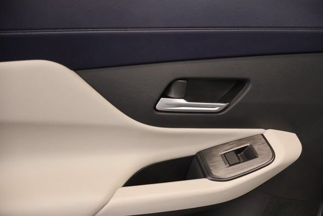 New 2026 Nissan Sentra SL w/ Floor Mat Package FWD image 30