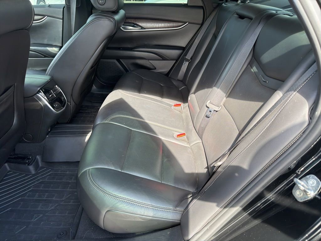 Used 2018 Cadillac XTS Luxury image 10