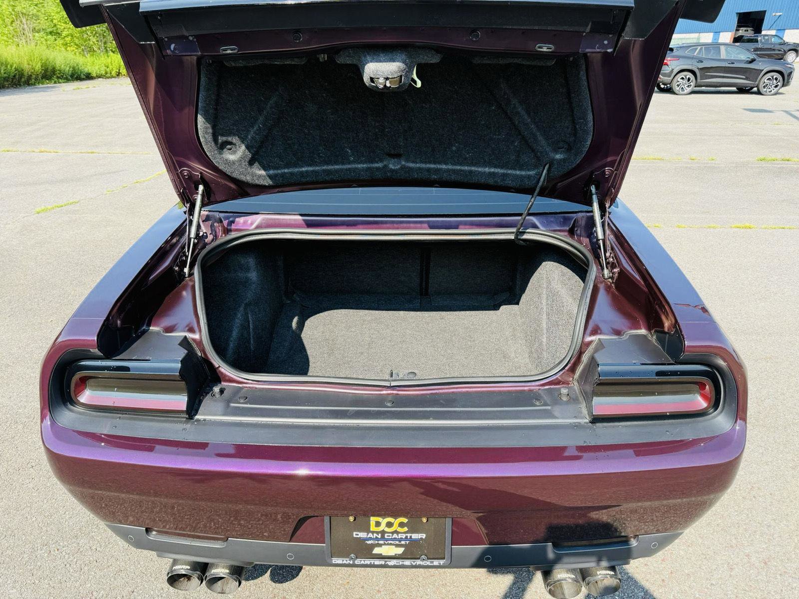 Used 2022 Dodge Challenger R/T w/ Blacktop Package image 31