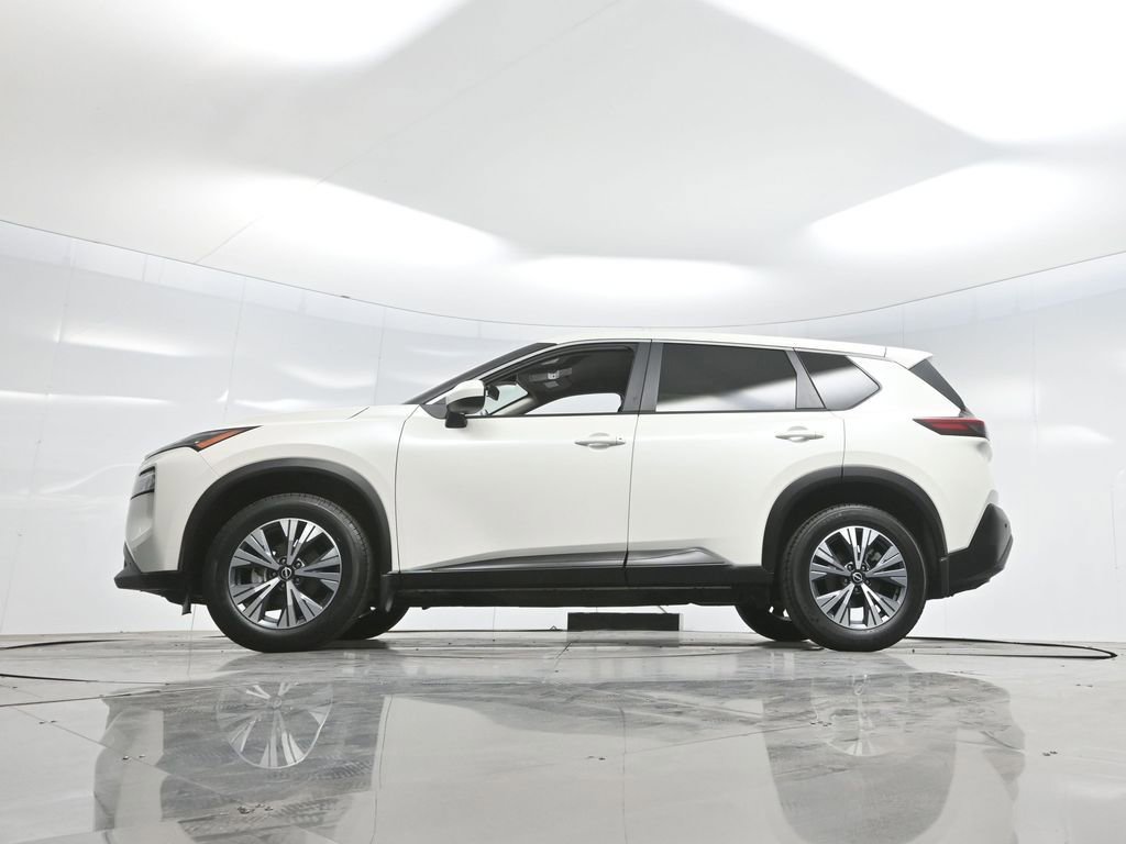 Used 2023 Nissan Rogue SV image 65