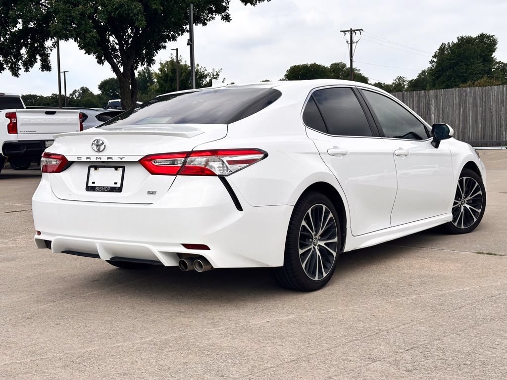 Used 2020 Toyota Camry SE FWD image 5