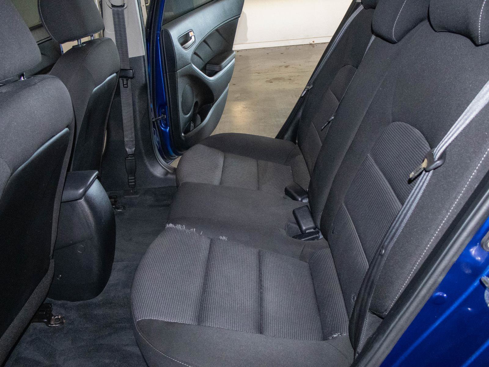 Used 2018 Kia Forte LX image 12