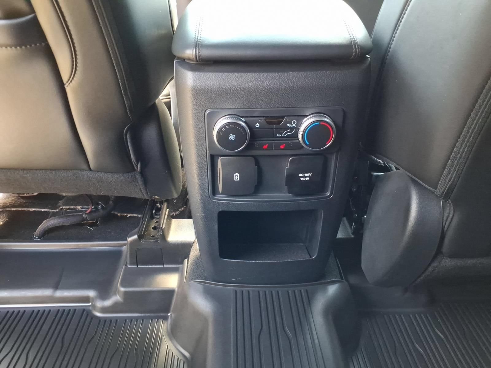 Used 2021 Ford Explorer Platinum w/ Equipment Group 601A AWD/4WD image 33