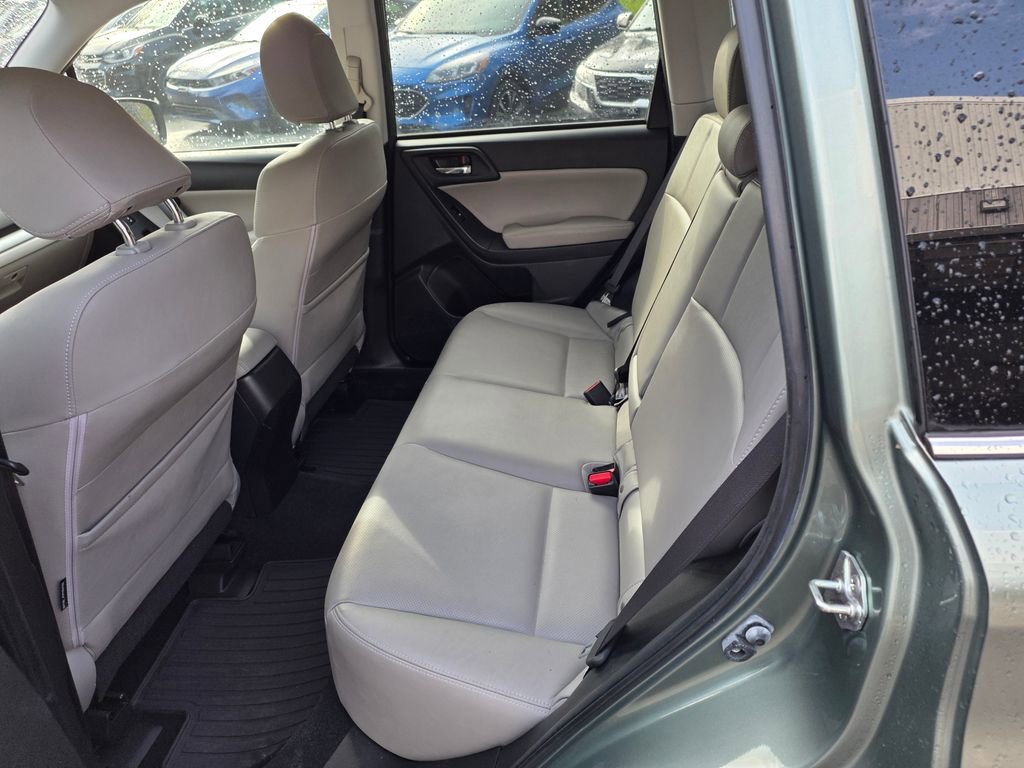 Used 2015 Subaru Forester 2.5i Limited AWD/4WD image 7
