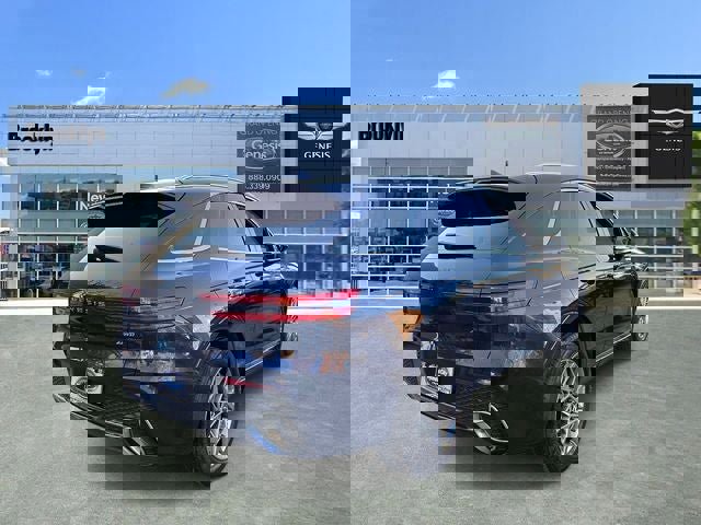 Used 2024 Genesis GV70 2.5T Select w/ Select Package image 4