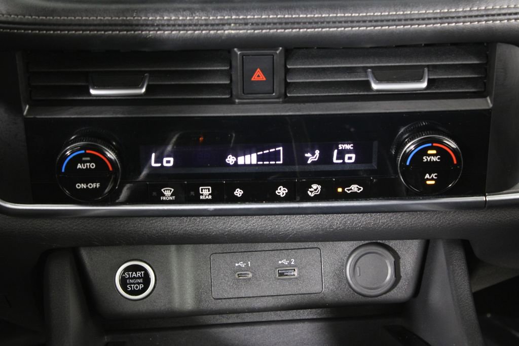 Certified 2023 Nissan Rogue SV image 22