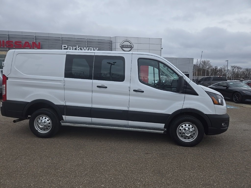 Used 2023 Ford Transit 250 Low Roof AWD w/ Exterior Upgrade Package image 8