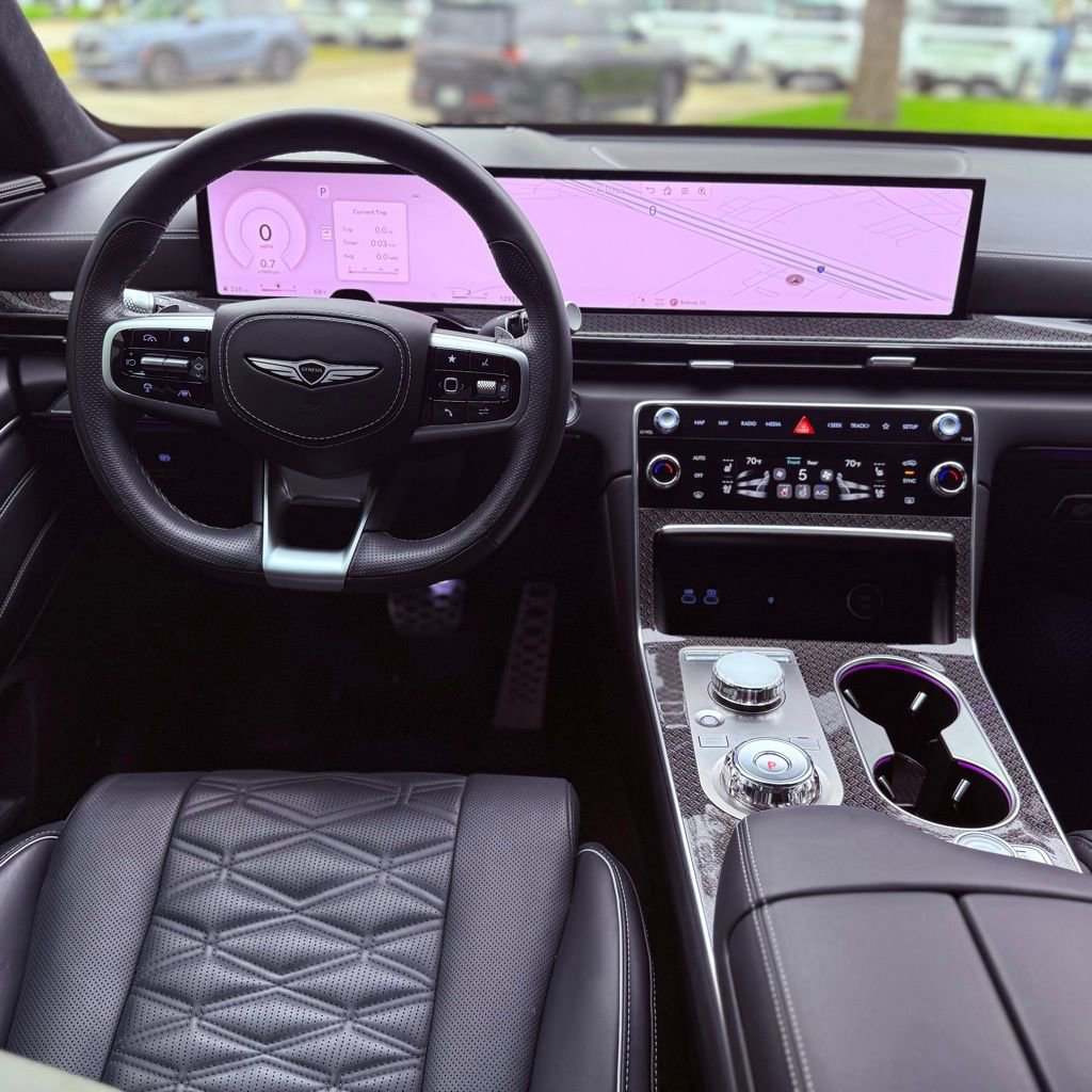 Used 2025 Genesis GV80 3.5T e-SC image 11