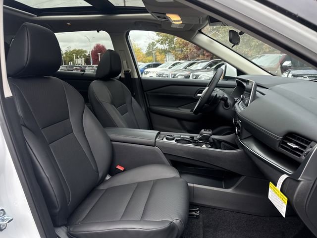 New 2026 Nissan Rogue SV image 30