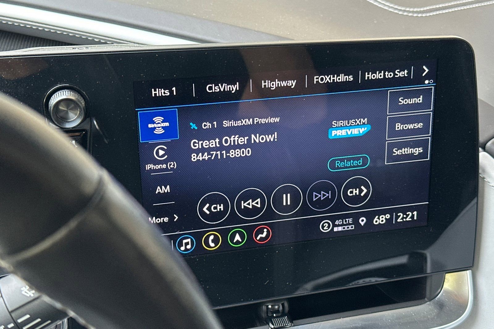 Used 2022 Chevrolet Corvette Stingray Premium Conv w/ Z51 Performance Package image 23