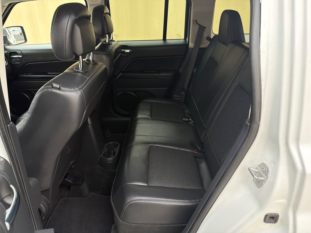 Used 2016 Jeep Patriot Sport w/ Power Value Group AWD/4WD image 17