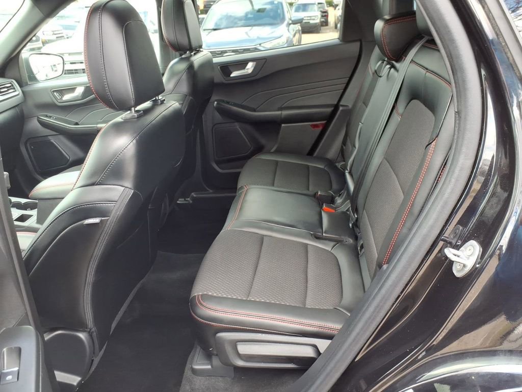 Used 2024 Ford Escape ST-Line w/ Tech Pack #1 image 12