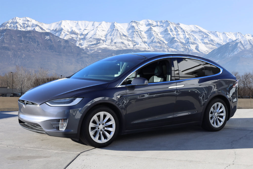 Used 2018 Tesla Model X 100D AWD/4WD image 2