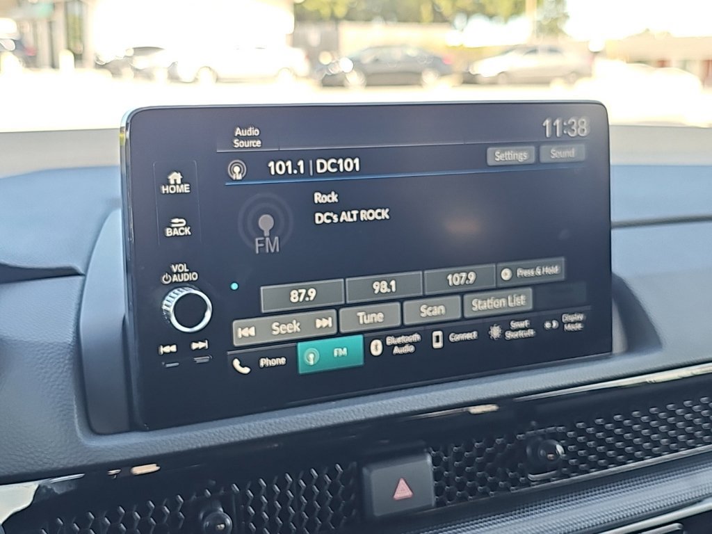 Used 2024 Honda CR-V EX-L image 6
