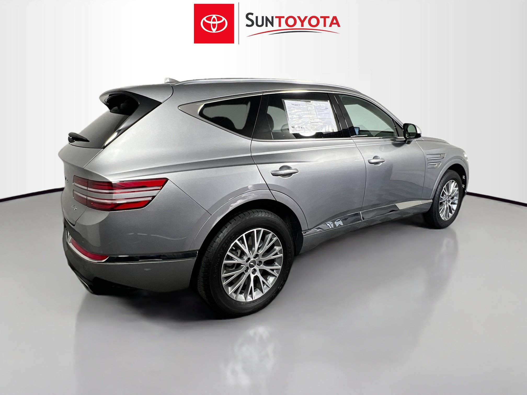 Used 2024 Genesis GV80 2.5T AWD/4WD image 4