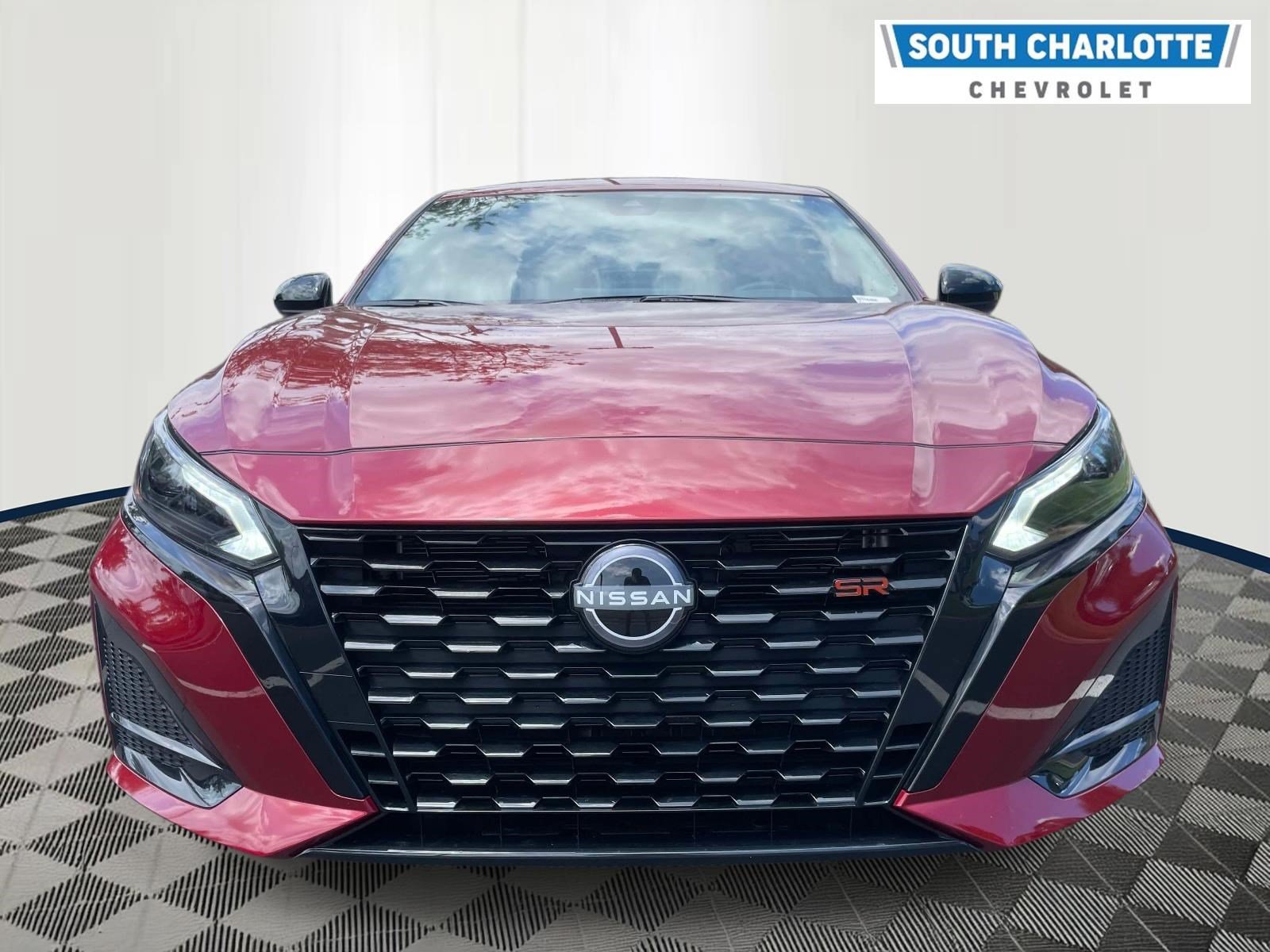 Used 2026 Nissan Altima 2.5 SR FWD image 2