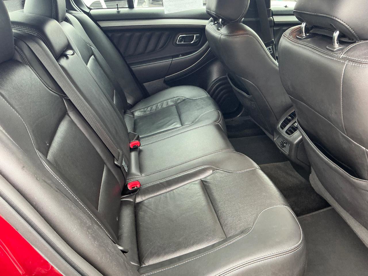 Used 2016 Ford Taurus SEL w/ Equipment Group 201A image 11