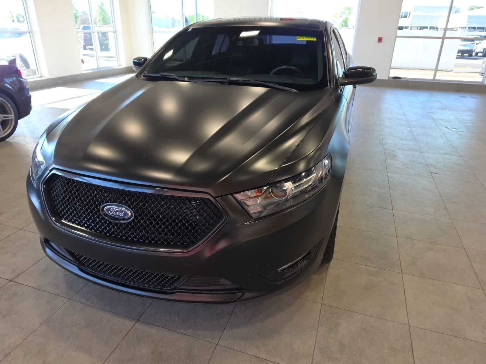 Used 2018 Ford Taurus SHO w/ Sho Performance Package AWD/4WD image 2