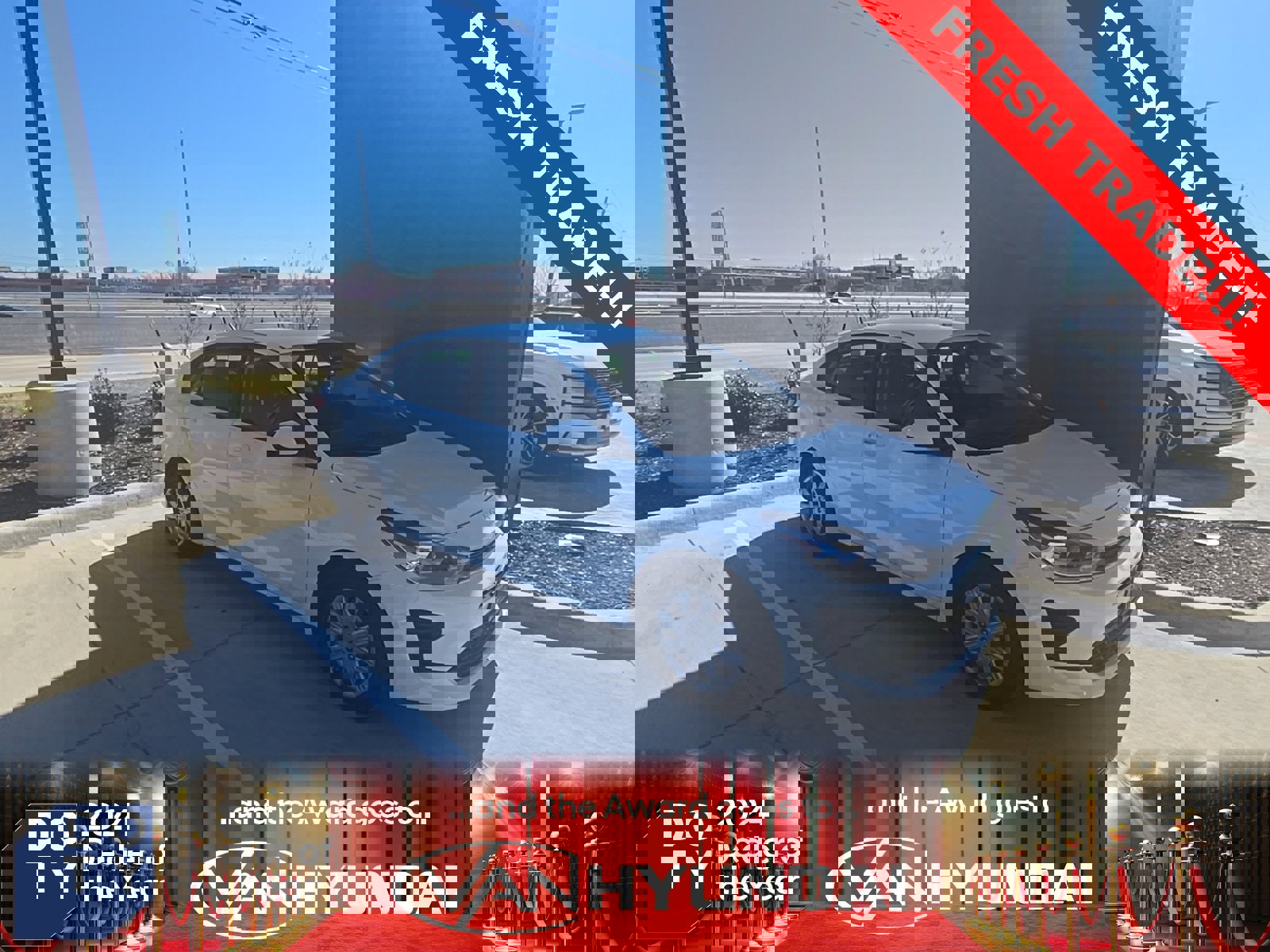 Used 2023 Kia Rio LX image 3