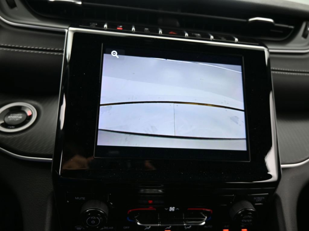 Used 2024 Jeep Grand Cherokee L Laredo image 19