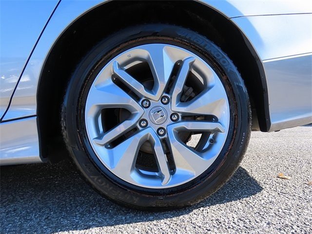 Certified 2020 Honda Accord LX image 24